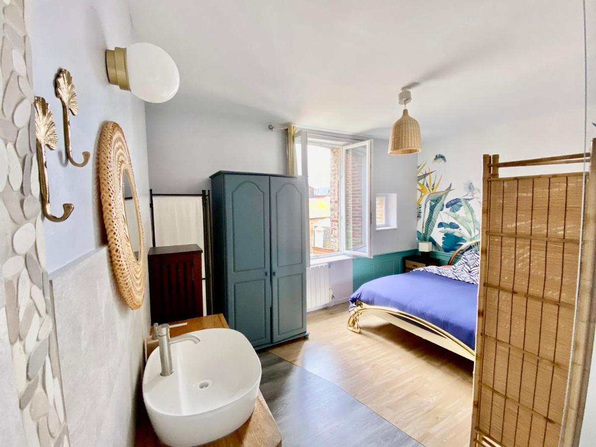 Bel Appartement Pour 2 Personnes Vue Laterale Sur Le Port Le Tréport Exterior foto